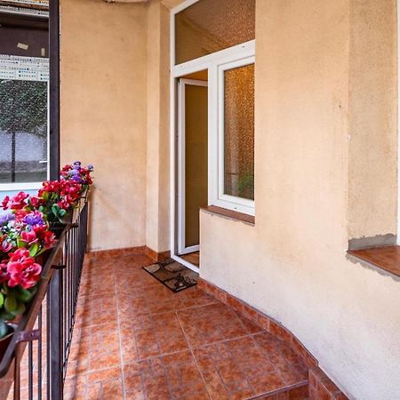 2 Rooms Central Anna Apartment Λβιβ Εξωτερικό φωτογραφία