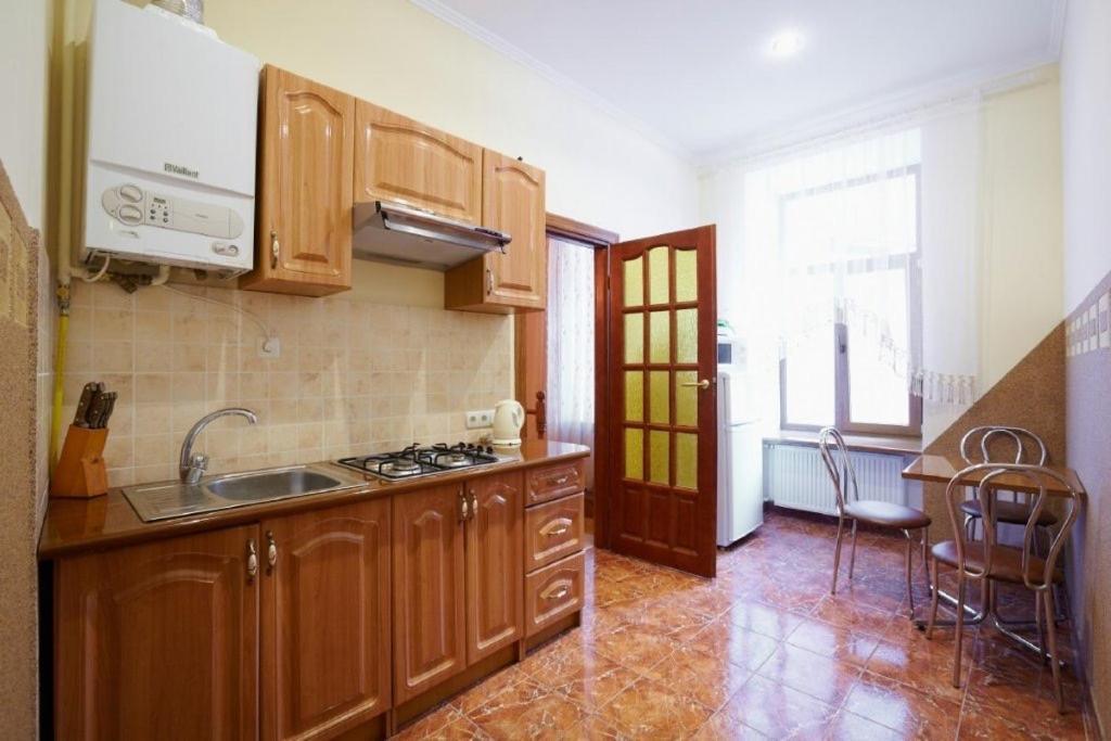 2 Rooms Central Anna Apartment Λβιβ Εξωτερικό φωτογραφία